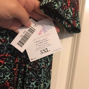 LuLa Roe Midi T Shirt Dress